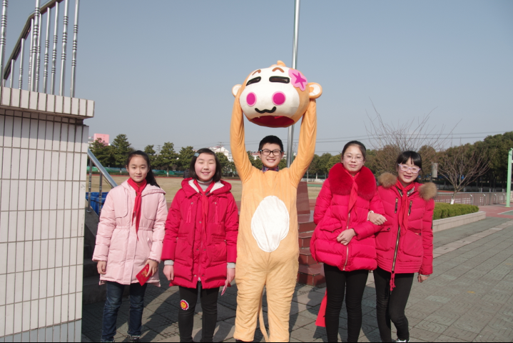 江阴市长泾镇:长小举行"最美的祝福送给你"开学典礼
