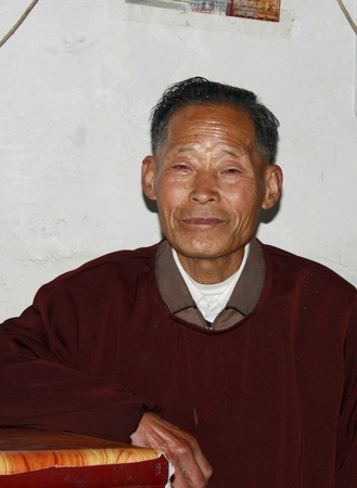 曹秉隆1.jpg